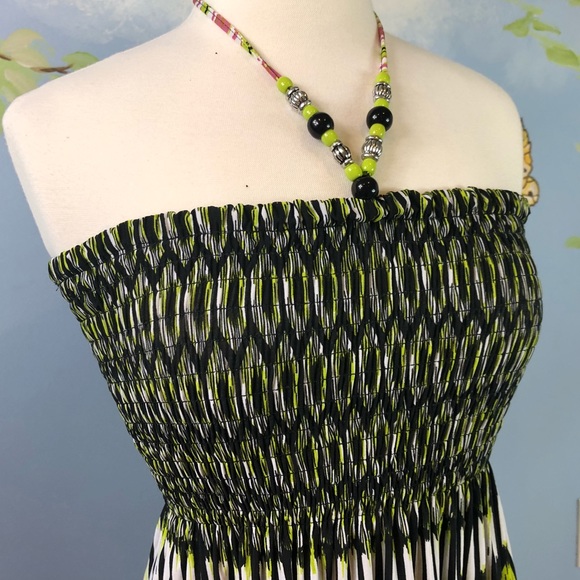 Elizabeth’s Secret Smocked Dress Women size M - Picture 3 of 7